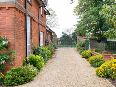 Gravel driveway installers Cardiff