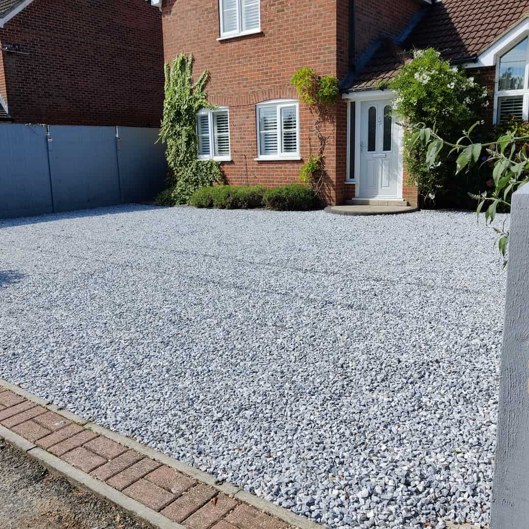 Gravel driveway installers near Fakesville